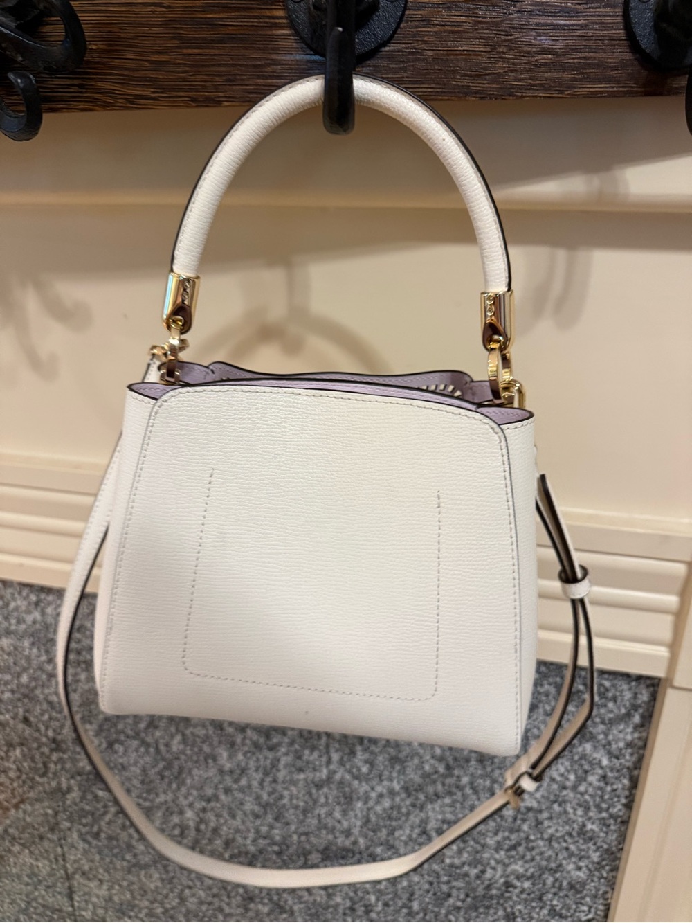 White Laser-Cut Floral Top-Handle Shoulder Bag - Picture 3 of 4